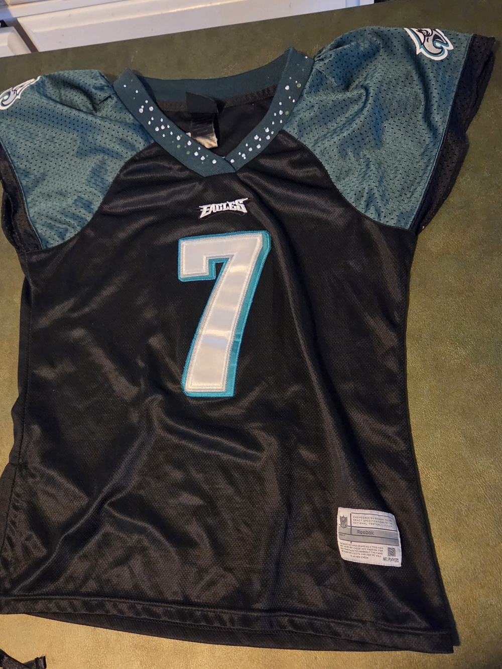 Michael Vick womens Philadelphia Eagles #7 Jersey Reebok Size M NFL football